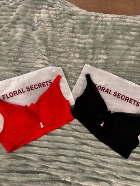 Lace Bralette — Red & Black